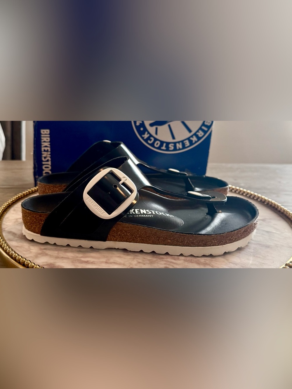 Birkenstock Gizeh Black Patent Sandals with Big Buckle | Sz. EU 37-US 6